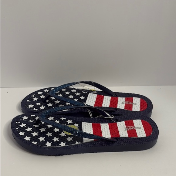 Capelli of New York Kids Red, White, and Blue Star Flip Flops - Picture 1 of 12